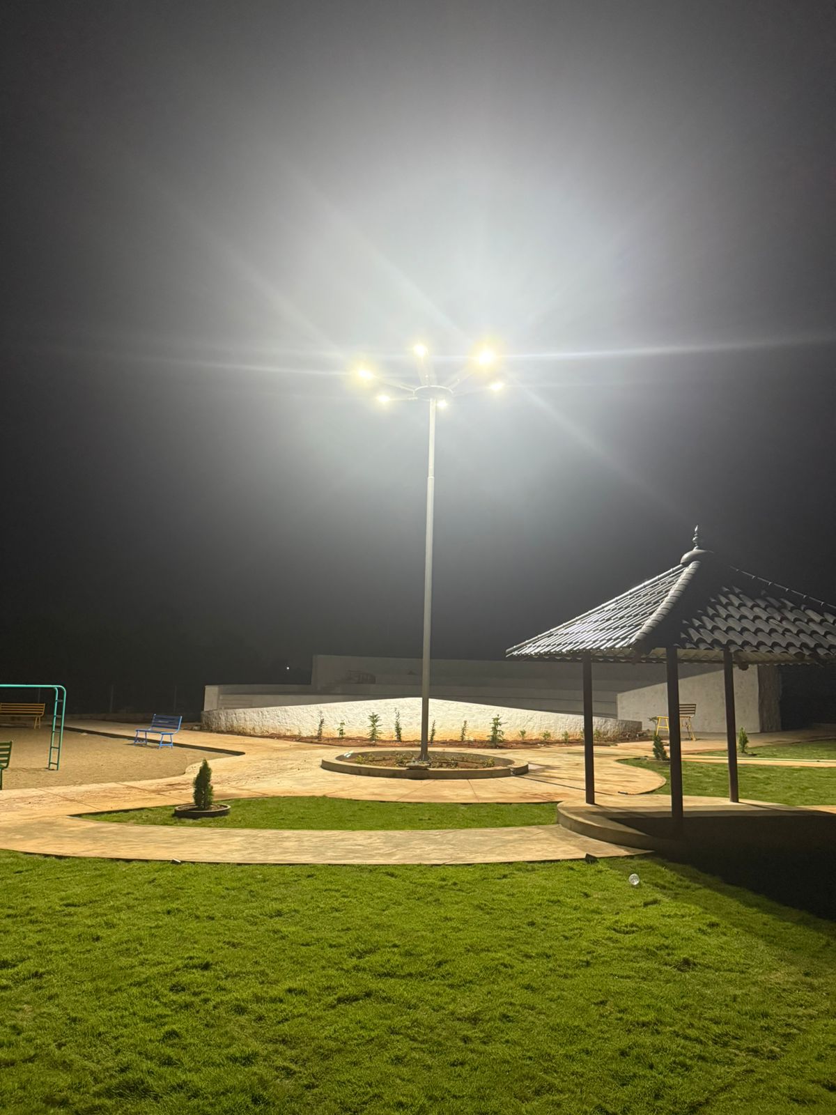 Solar Mini Mast Lighting